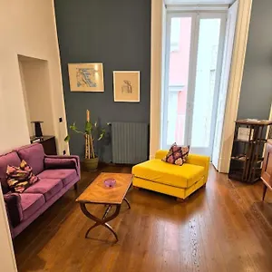 Modern Hospitality Exclusive Nápoles