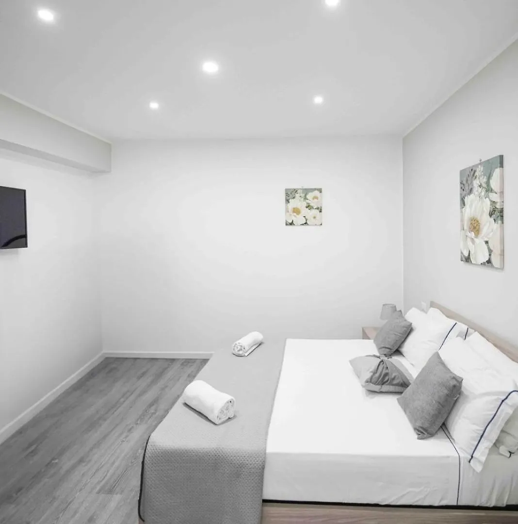 Capodichino Apartment 127 - 20 Naples