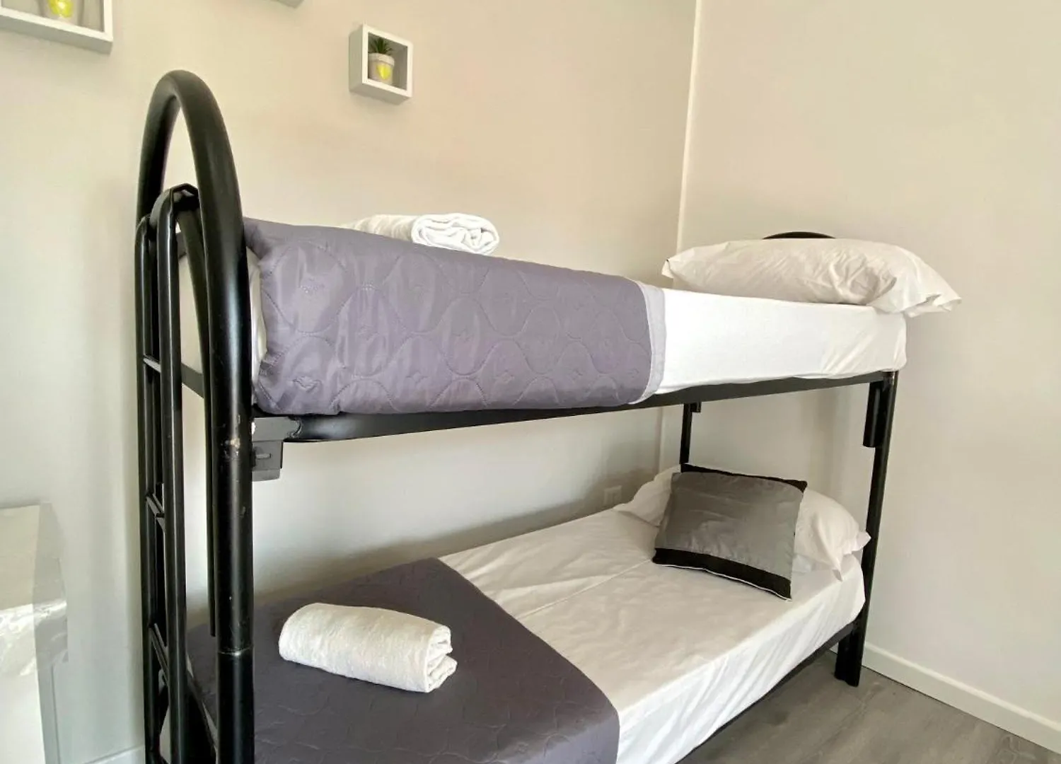 Capodichino Apartment 127 - 20 Naples